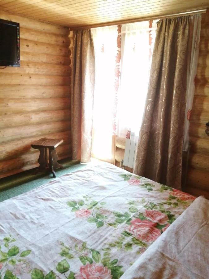"Лісова Ягода" Яблуниця Екстер'єр фото